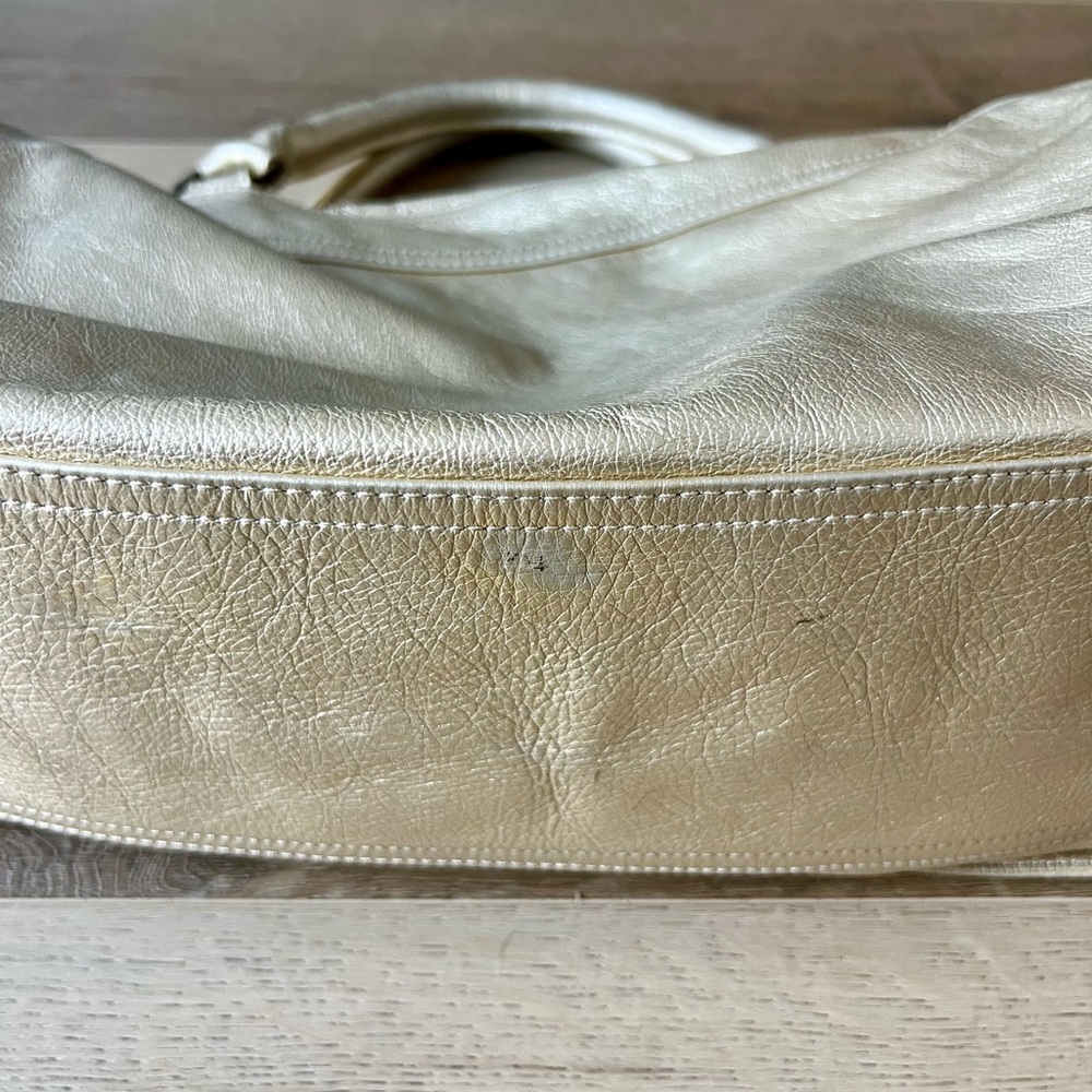 Moni Moni Gold Leather Shoulder Bag - Picture 7 of 10